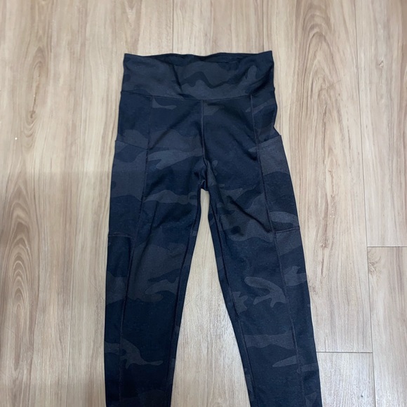 aeropostale super soft leggings with pockets